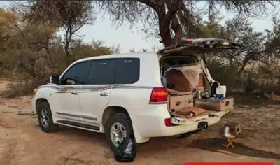 الأمن البيئي يضبط مواطناً لدخوله مركبة في محمية الملك عبدالعزيز