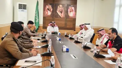 محافظ محايل يرأس اجتماع لجنة السلامة المرورية الفرعية