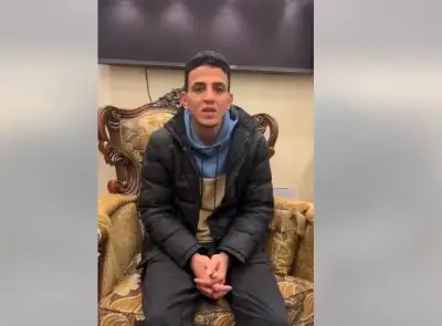 كيف قاد خط هاتف طالباً مصرياً إلى السجن المؤبد؟
