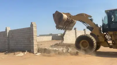 إزالة تعديات على أراض حكومية في ذهبان بجدة