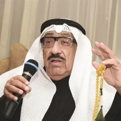 وعكة صحية مفاجئة تنقل الفنان الكويتي شادي الخليج للمستشفى