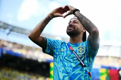 نيمار تحت المراقبة الطبية ويغيب عن تدريبات البرازيل في كأس العالم