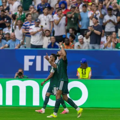 المنتخب السعودي يواجه الرأس الأخضر بآمال التأهل التاريخي الثاني في المونديال