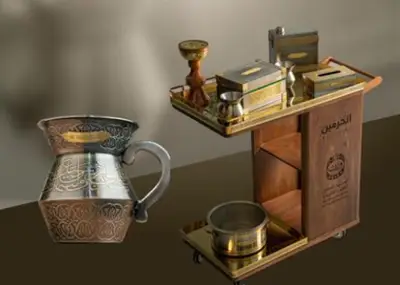 أدوات غسل الكعبة المشرفة.. حِرفية سعودية تجسد العناية ببيت الله الحرام