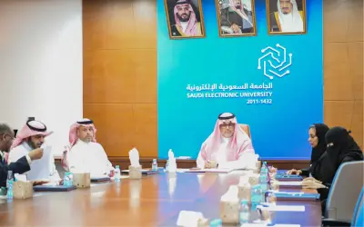 المجلس العلمي بالجامعة السعودية الإلكترونية يختتم أعماله بمناقشة 350 موضوعاً