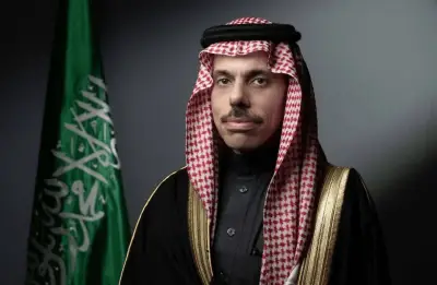 وزير الخارجية السعودي يبحث مع نظيره العماني مستجدات المنطقة