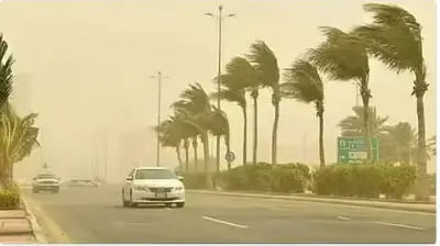 المركز الوطني للأرصاد: طقس حار وغبار وأمطار رعدية اليوم