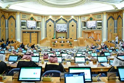 الشورى يطالب بالتأمين الإلزامي ويدعو لقياس أثر سياسات البيئة