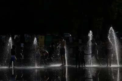 جحيم الصيف يضرب أوروبا.. 15 حقيقة توثق شلل المدن وإغلاق المعالم والمدارس