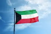 الكويت تطرد دبلوماسيين إيرانيين بعد هجمات صاروخية على مطارها الدولي
