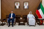 الكويت تحتج رسمياً لإيران وتطرد دبلوماسيين بعد استهداف مطارها