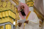 إمام المسجد النبوي يحذر الحجاج من العودة للمعاصي ويدعو للاستقامة