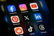 الجيل زد يهجر لينكدإن ويتجه لتيك توك وإنستغرام بحثاً عن وظائف الأحلام