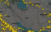 إيران تغلق مجالها الجوي وإسرائيل تعترض صواريخ في تصعيد إقليمي