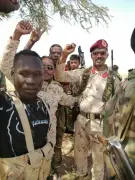 انشقاق قيادي بمحور النيل الأزرق عن الدعم السريع وانضمامه للجيش السوداني
