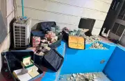 ضبط 11 مليون دولار و4 مليارات دينار بحوزة وكيل وزارة النفط العراقي