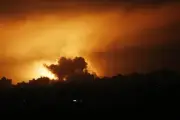 استشهاد أم وطفلتها في قصف إسرائيلي على خيام النازحين غربي خانيونس