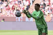 ناغلسمان يعلن مشاركة نوير أساسياً أمام كوراساو في كأس العالم