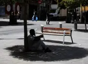 حاجز أوميجا يرفع الحرارة فوق 40 درجة ويخنق غرب أوروبا