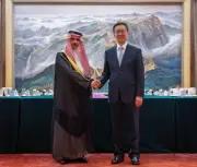 وزير الخارجية السعودي يلتقي نائب الرئيس الصيني في بكين لتعزيز التعاون
