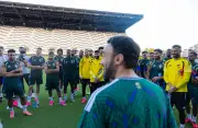 وزير الرياضة يدعم الأخضر في آخر تدريب قبل مواجهة أوروغواي بمونديال 2026