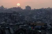 مقتل 6 فلسطينيين في غزة والوسطاء يواصلون جهود إنقاذ وقف إطلاق النار