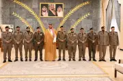 محافظ الطائف يقلد ضباط شرطة المحافظة رتبهم الجديدة
