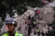 زلزالان مدمران في فنزويلا يوديان بحياة 32 شخصًا ويصيبان 700
