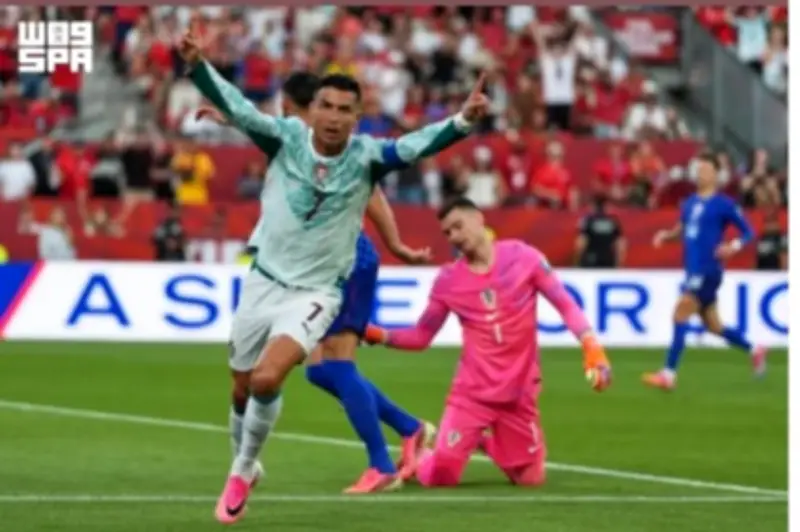 الهلال يكتسح الخلود بخماسية في دوري روشن السعودي