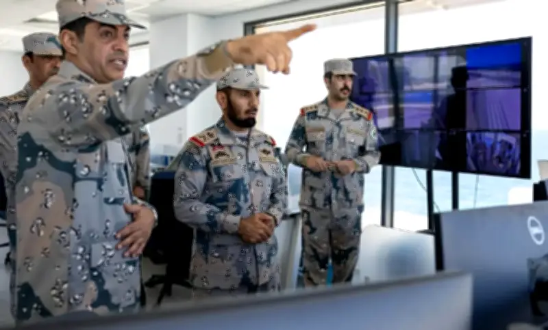 مدير حرس الحدود يتفقد الوحدات البرية والبحرية في المنطقة الشرقية