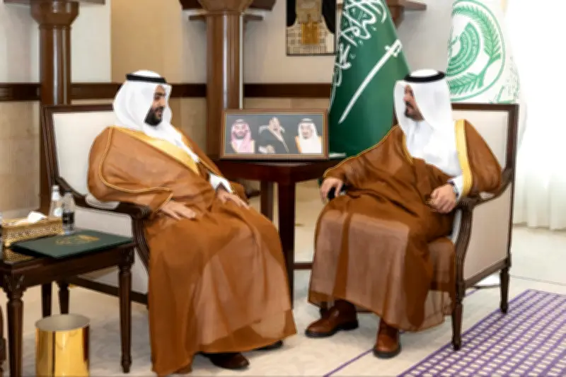 نائب أمير مكة يطلع على تطوير الخدمات القضائية من رئيس المحكمة الجزائية
