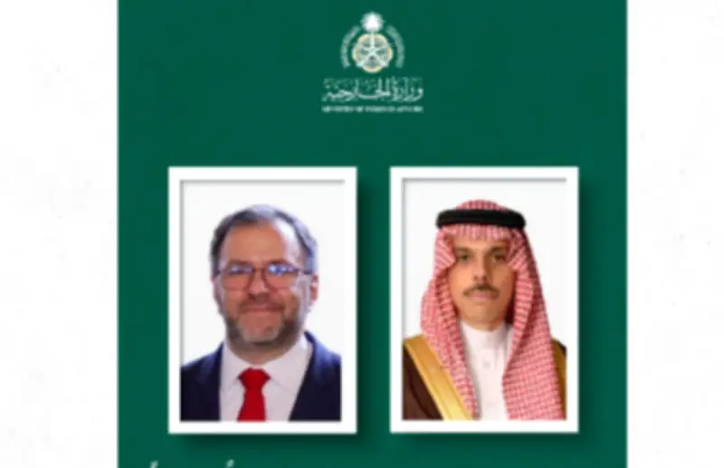أمانة تبوك تطلق حملة التشجير بزراعة 5 آلاف شتلة