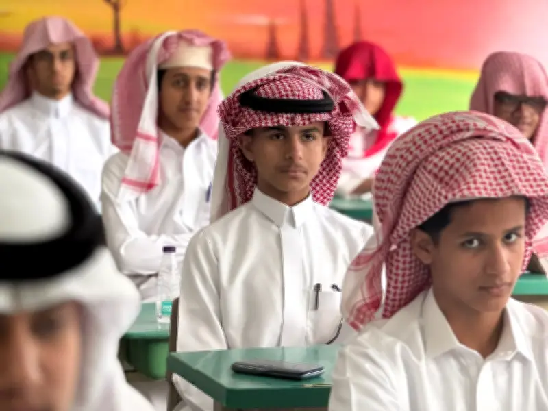 مدير تعليم الطائف يهنئ خريجي الثانوية ويدعو لمتابعة القبول