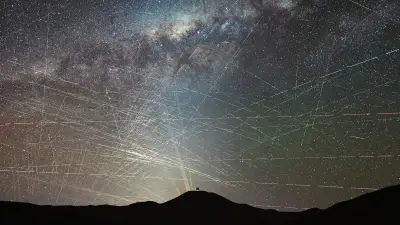 التلسكوبات ستصبح عمياء.. غزو تكنولوجي يهدد علم الفلك