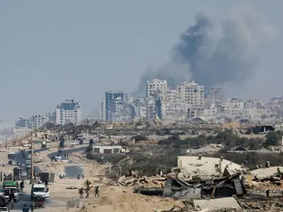 استشهاد فلسطينيين بينهم طفل في قصف إسرائيلي على دير البلح