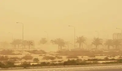 الأرصاد ينبه من أتربة مثارة ورياح نشطة على شرورة حتى السادسة مساءً